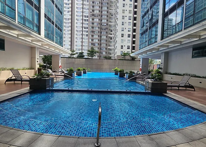 Lovely In The Heart Of Uptown Bgc - Soleil Pacific Apartment