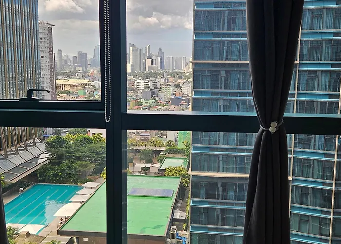 Lovely In The Heart Of Uptown Bgc - Soleil Pacific *
