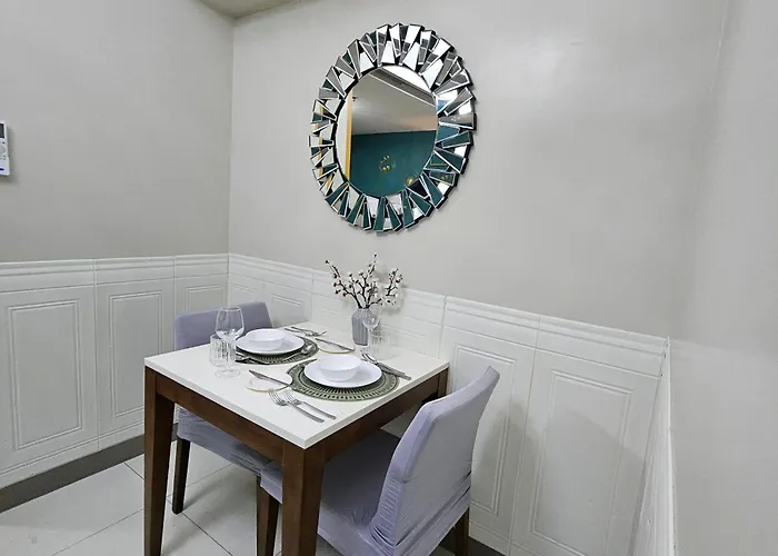 Lovely In The Heart Of Uptown Bgc - Soleil Pacific Apartment