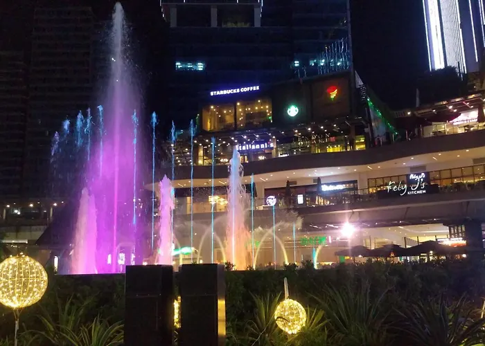 Lovely In The Heart Of Uptown Bgc - Soleil Pacific Manila