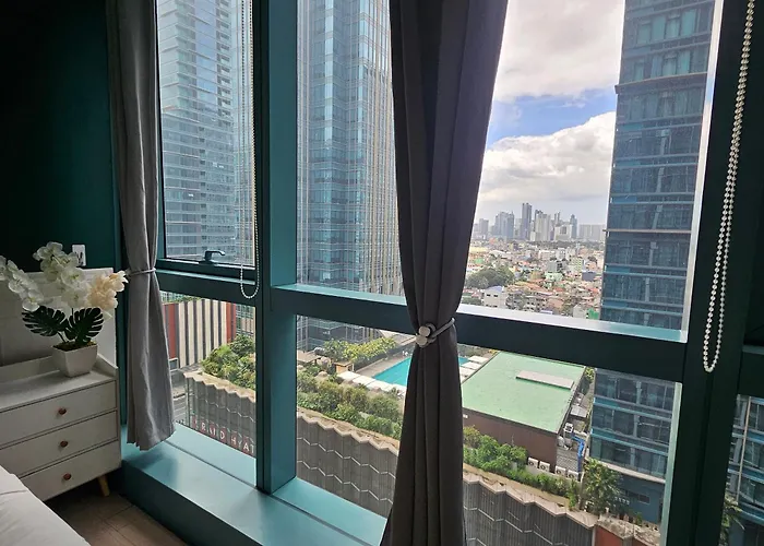 Lovely In The Heart Of Uptown Bgc - Soleil Pacific Apartment