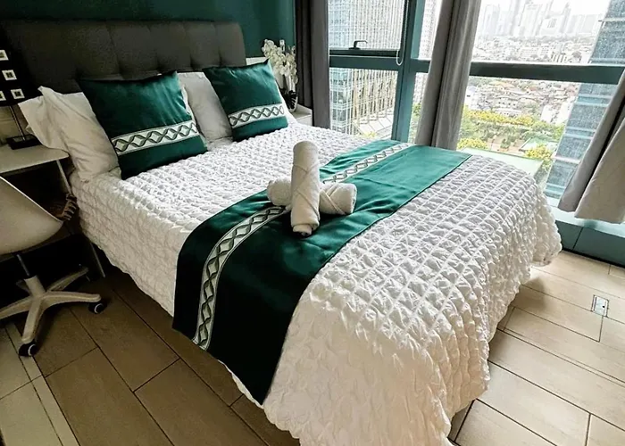 Apartment Lovely In The Heart Of Uptown Bgc - Soleil Pacific